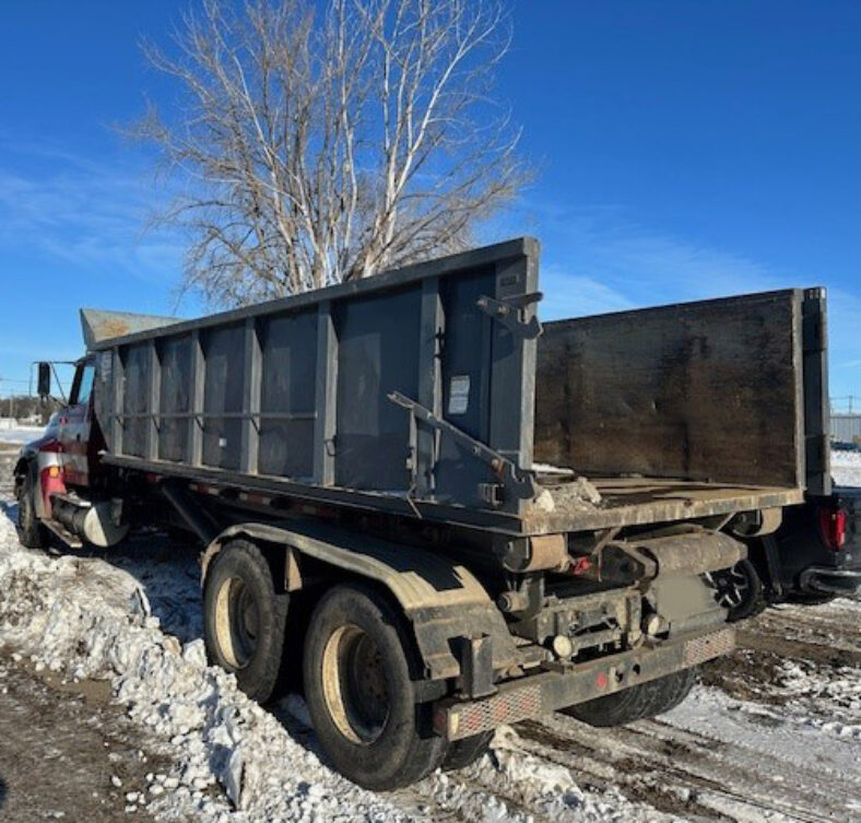 [Auction]: 1993 Ford LTL 9000 Rolloff Truck - CAG