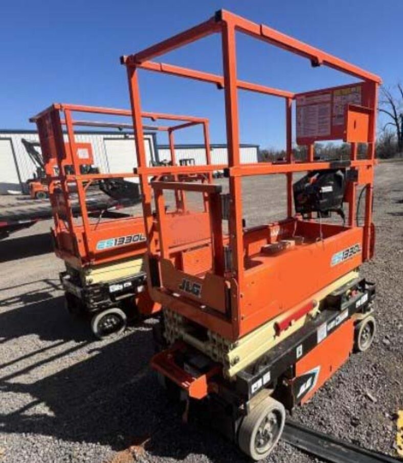 [Auction] 2022 JLG ES1330L 13’ Lift CAG
