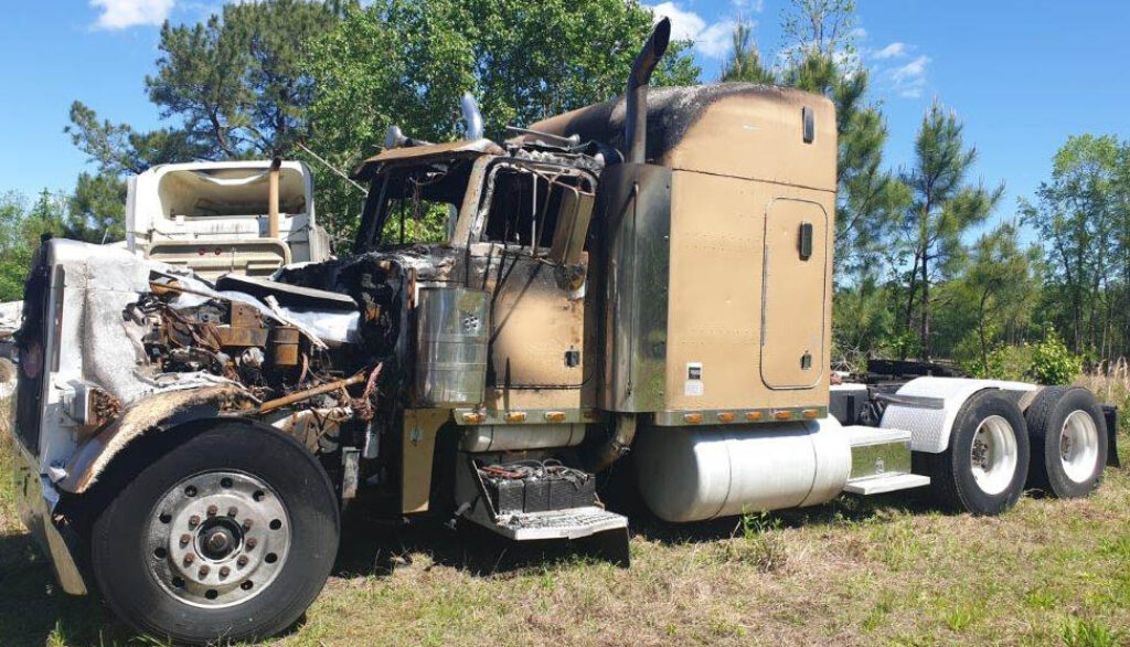 [auction]: 1995 Peterbilt 379 - Cag