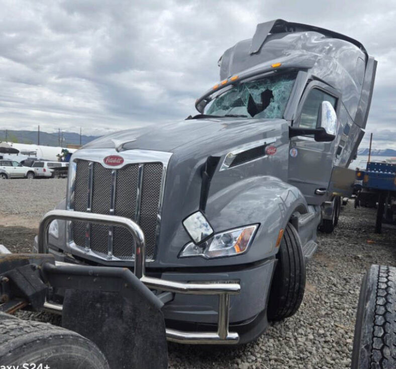 [Auction] 2024 Peterbilt 579 EPIQ CAG