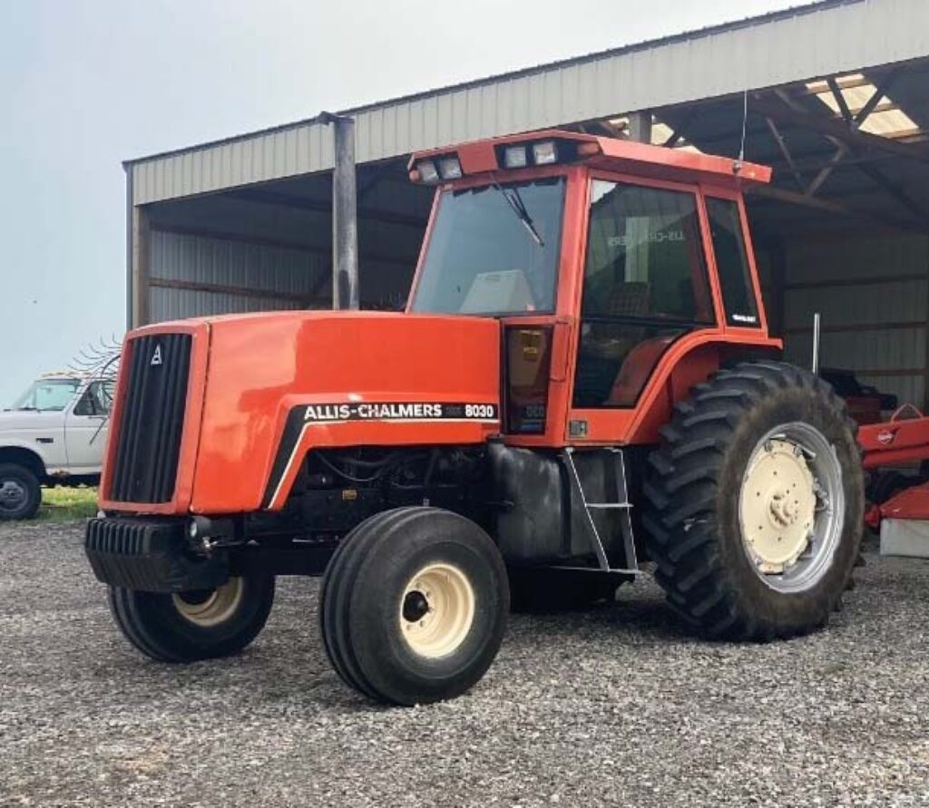 [Auction]: 1982 Allis Chalmers 8030 Tractor - CAG